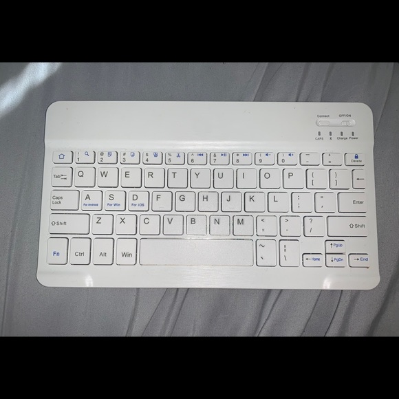 Other - 💜Bluetooth Keyboard for Iphone, Ipad, Android